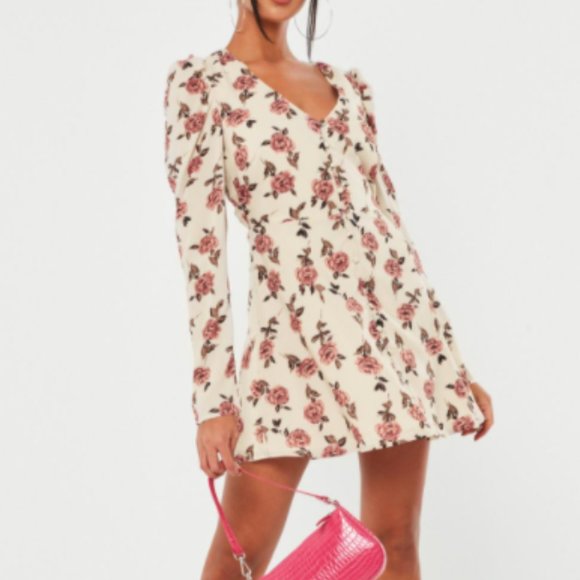 Missguided Floral Puff-Sleeve 40s Style Tea Dress - Picture 2 of 9